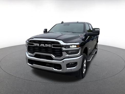 Used 2025 RAM 2500 Big Horn AWD/4WD image 7