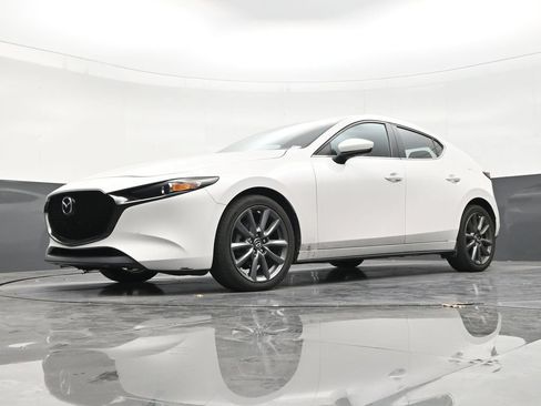Used 2024 MAZDA MAZDA3 s FWD image 19