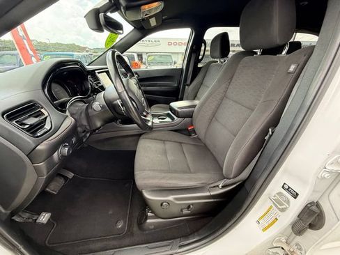 Used 2023 Dodge Durango GT RWD image 9