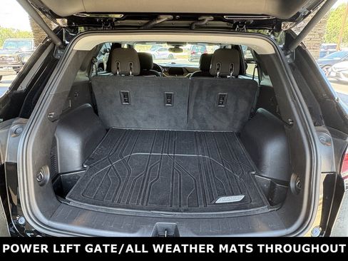 Used 2020 Chevrolet Blazer LT FWD image 29