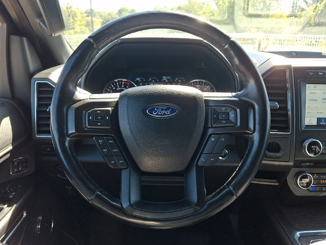 Used 2018 Ford Expedition Limited AWD/4WD image 22