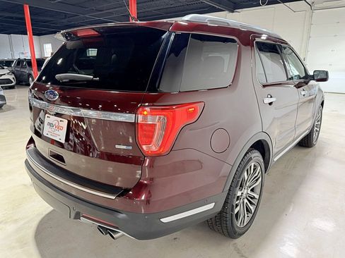 Used 2018 Ford Explorer Platinum image 7