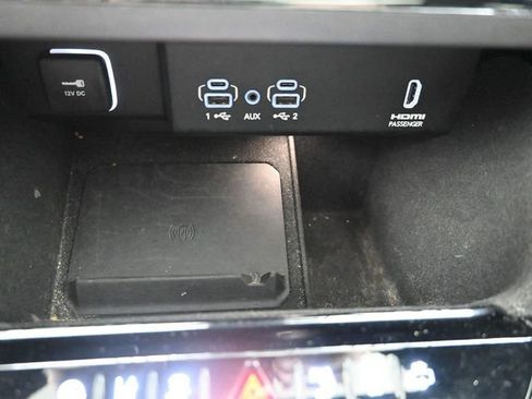 Used 2022 Jeep Wagoneer Series III w/ Premium Group I image 34