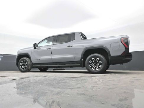 New 2026 GMC Sierra EV Elevation image 39