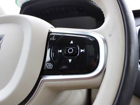 Certified 2023 Volvo XC90 B6 Ultimate w/ Protection Package AWD/4WD image 34