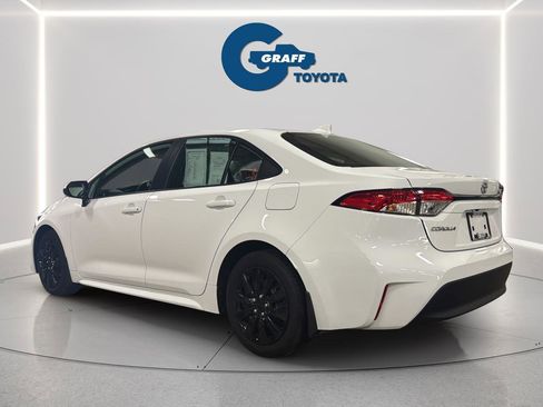 Used 2026 Toyota Corolla LE FWD image 10