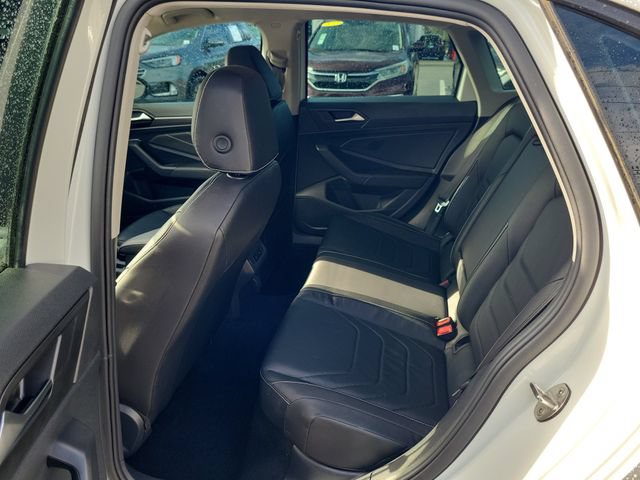 Certified 2024 Volkswagen Jetta SEL FWD image 11