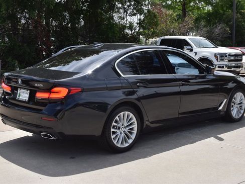 Used 2023 BMW 530i w/ Premium Package RWD image 7