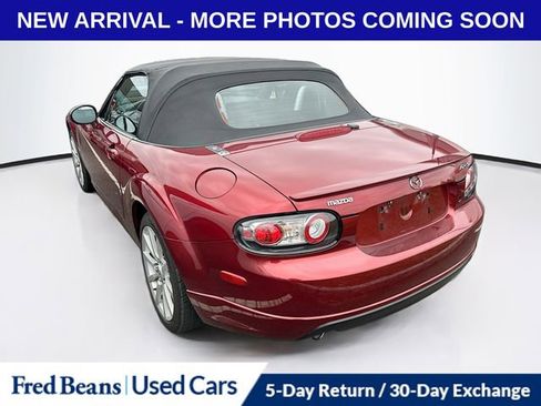 Used 2007 MAZDA MX-5 Miata Touring w/ Appearance Pkg image 4