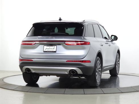 Used 2023 Lincoln Corsair Reserve FWD image 11
