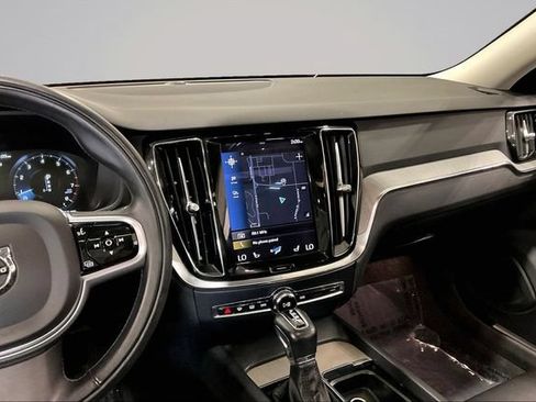 Certified 2021 Volvo V60 T5 Cross Country w/ Climate Package AWD/4WD image 8
