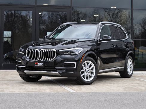 Used 2023 BMW X5 xDrive40i w/ Parking Assistance Package image 2