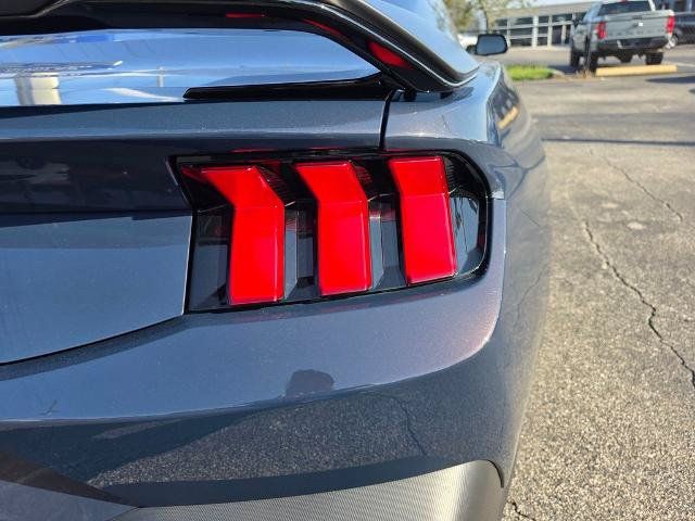 Used 2024 Ford Mustang Dark Horse RWD image 14