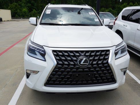 Used 2023 Lexus GX 460 Premium AWD/4WD image 2