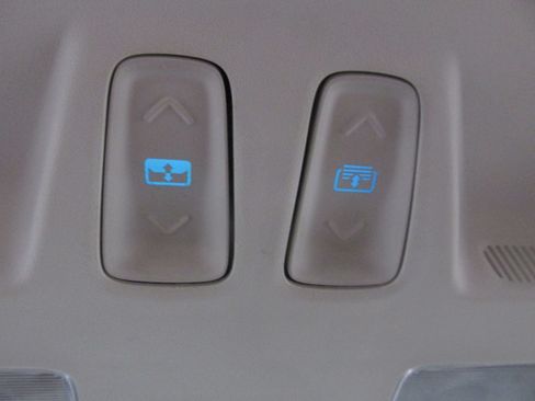 Certified 2021 Ford Escape SE w/ SE Sport Appearance Package image 37