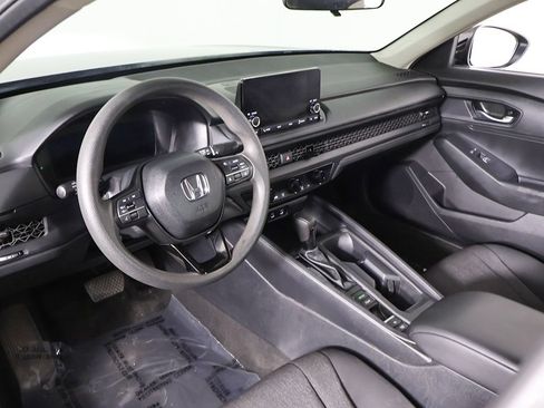 Used 2025 Honda Accord LX image 16