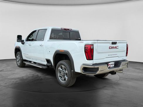 New 2026 GMC Sierra 2500 SLT w/ SLT Premium Package AWD/4WD image 6