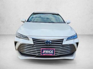 Used 2019 Toyota Avalon Limited video 2