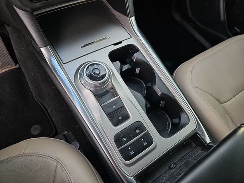 Used 2020 Ford Explorer Limited RWD image 29