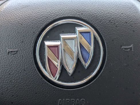 Used 2020 Buick Enclave Essence FWD image 33