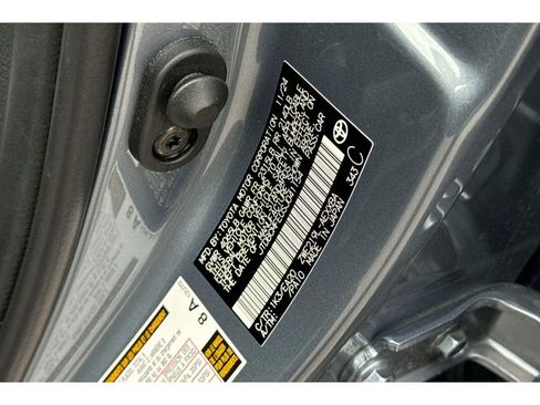 Certified 2025 Toyota Corolla Hybrid Sedan image 32