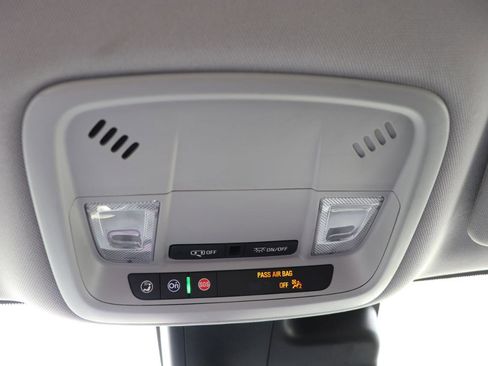 Used 2024 Chevrolet Malibu LT image 44