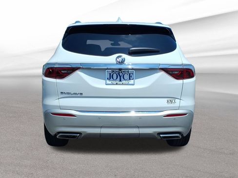 Certified 2024 Buick Enclave Essence FWD image 5