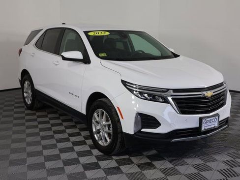 Used 2022 Chevrolet Equinox LT image 1