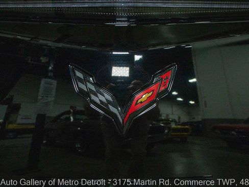 Used 2016 Chevrolet Corvette Z06 w/ 3LZ Preferred Equipment Group RWD image 28