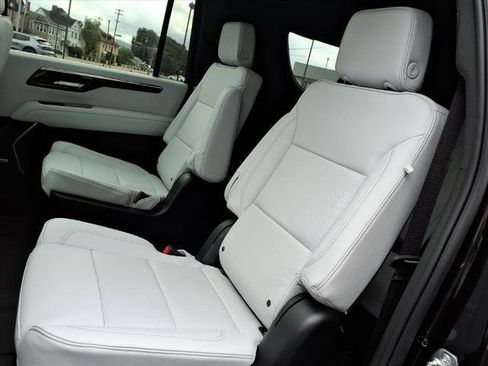 New 2026 Chevrolet Suburban Premier w/ Sun And Tow Package image 12