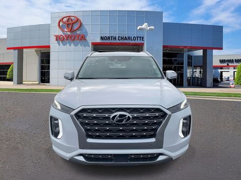Used 2020 Hyundai Palisade Limited image 3