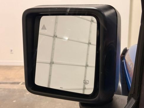 Used 2021 Jeep Wrangler Unlimited Rubicon AWD/4WD image 12