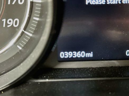 Used 2018 Jaguar F-TYPE 400 Sport RWD image 13