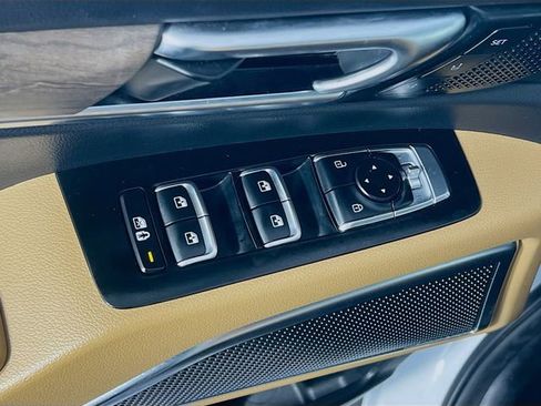Used 2020 Kia Telluride SX w/ Towing Package FWD image 12