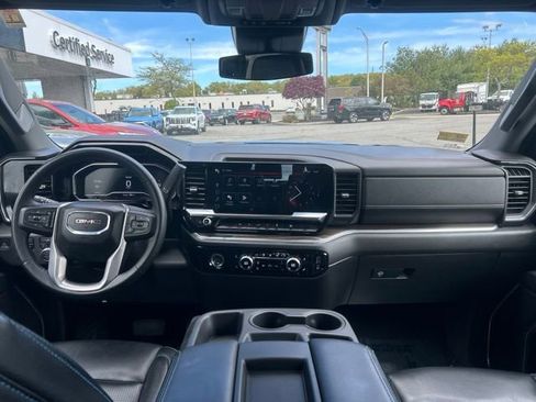 Used 2023 GMC Sierra 1500 Elevation AWD/4WD image 17
