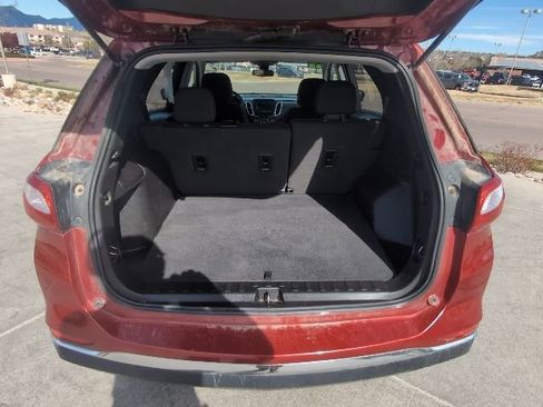 Used 2021 Chevrolet Equinox LT image 28