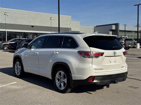 Used 2015 Toyota Highlander Limited image 7