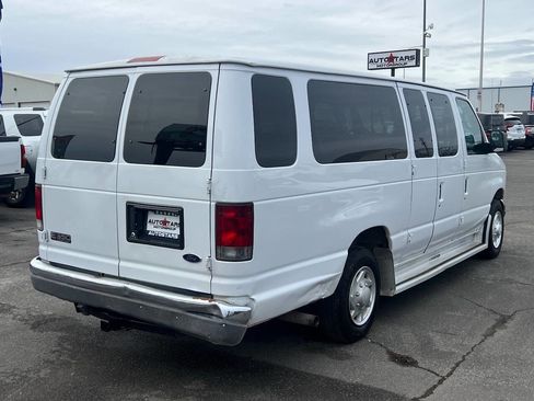 Used 2003 Ford E-350 and Econoline 350 XLT image 4