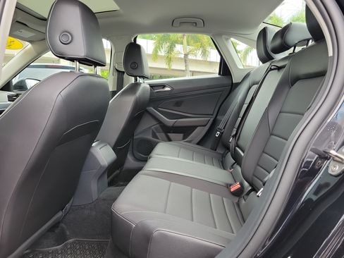 Used 2023 Volkswagen Jetta SE w/ Panoramic Sunroof Package FWD image 15