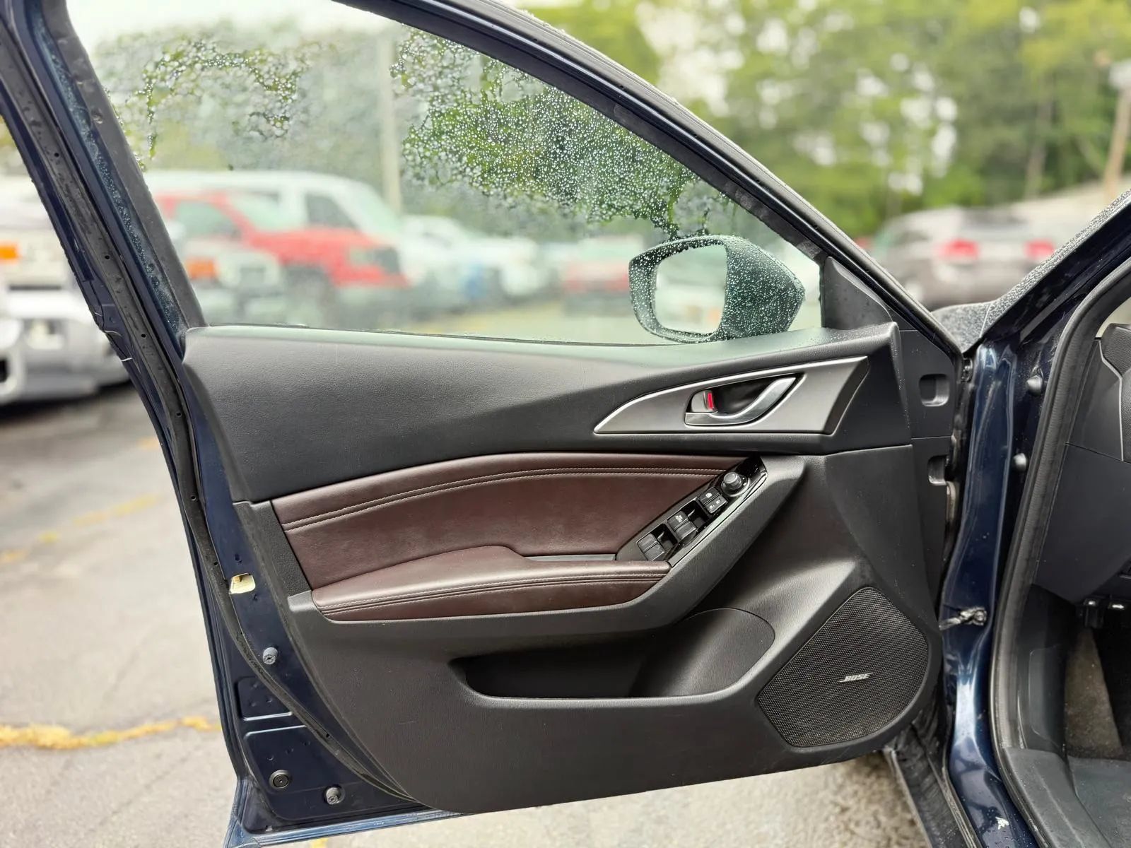 Used 2018 MAZDA MAZDA3 Grand Touring FWD image 11