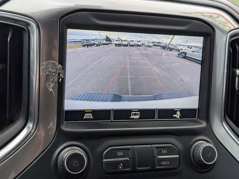 Used 2022 Chevrolet Silverado 2500 LT w/ Convenience Package image 19