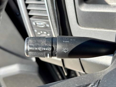 Used 2016 RAM 1500 Big Horn AWD/4WD image 24