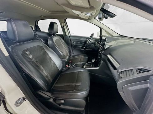 Used 2019 Ford EcoSport SES w/ SES Black Appearance Package image 28