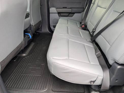 New 2026 Ford F350 XL w/ XL Chrome Package image 25