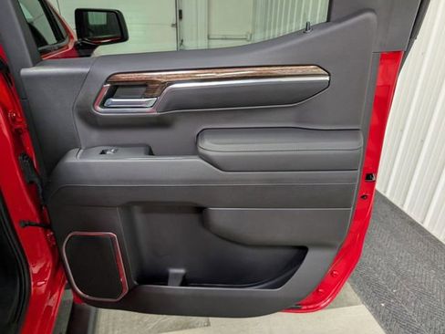 Used 2023 GMC Sierra 1500 Elevation image 24