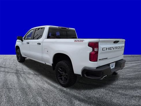 Used 2021 Chevrolet Silverado 1500 LT Trail Boss w/ Convenience Package II AWD/4WD image 6