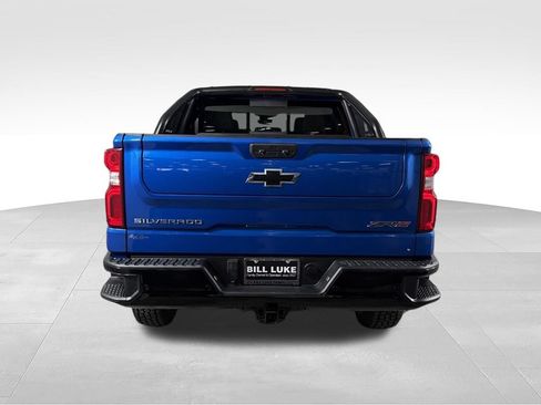 Used 2023 Chevrolet Silverado 1500 ZR2 w/ Technology Package AWD/4WD image 8