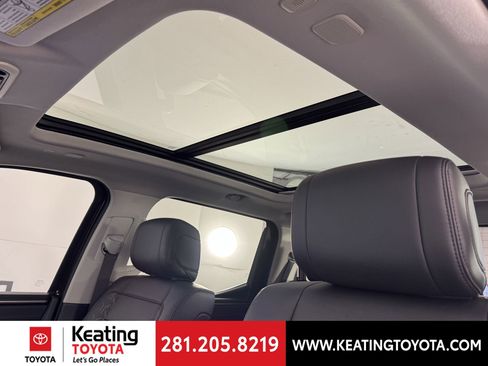 Used 2023 Toyota Tundra Limited image 19