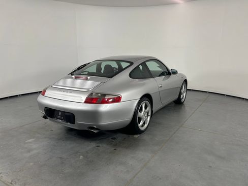 Used 2001 Porsche 911 Carrera 4 AWD/4WD image 7