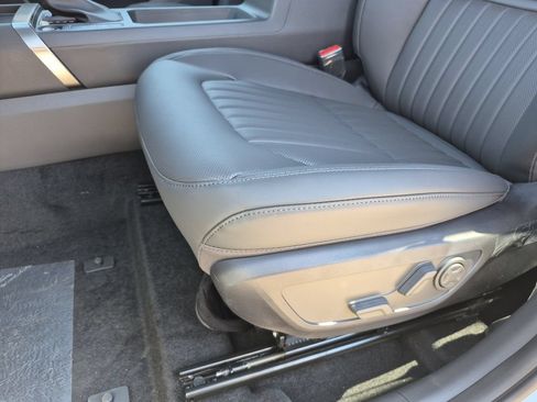 New 2027 Kia Seltos X-Line S w/ X-Line S Premium Package AWD/4WD image 11
